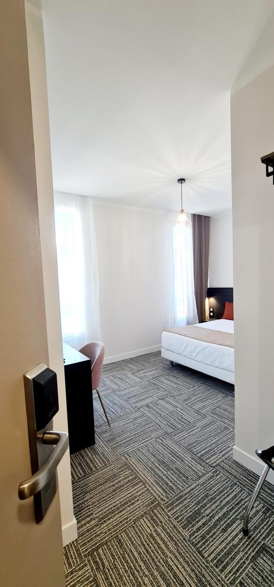 Evelia Hotels Nice Bagian luar foto